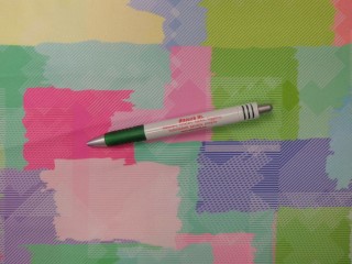 Könnyű, nyári anyag, pink-zöld-lila-sárga mintás (14335)